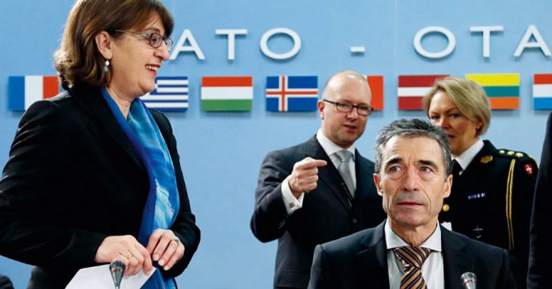 Georgian foreign Minister Maia Panjikidze and NATO Secretary General Anders  Fogh Rasmussen
