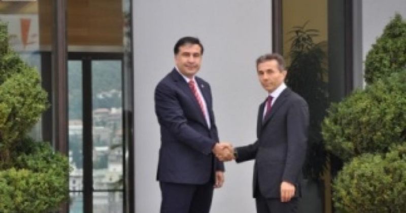 პრეზიდენტი და პრემიერმინისტრი საკონსტიტუციო ცვლილებებზე იმსჯელებენ
