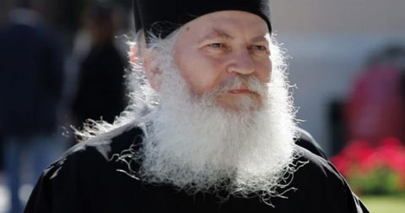 იღუმენი ეფრემი ბრალდების მეორეხარისხოვან ნაწილში გაამართლეს  
