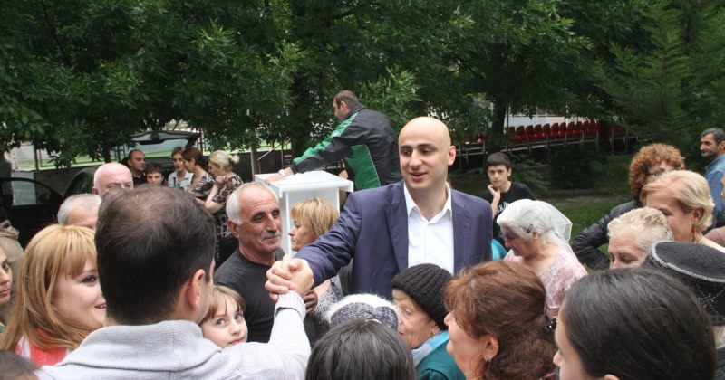 ნიკა მელია დღეს სანზონის რაიონის ამომრჩევლებს შეხვდა