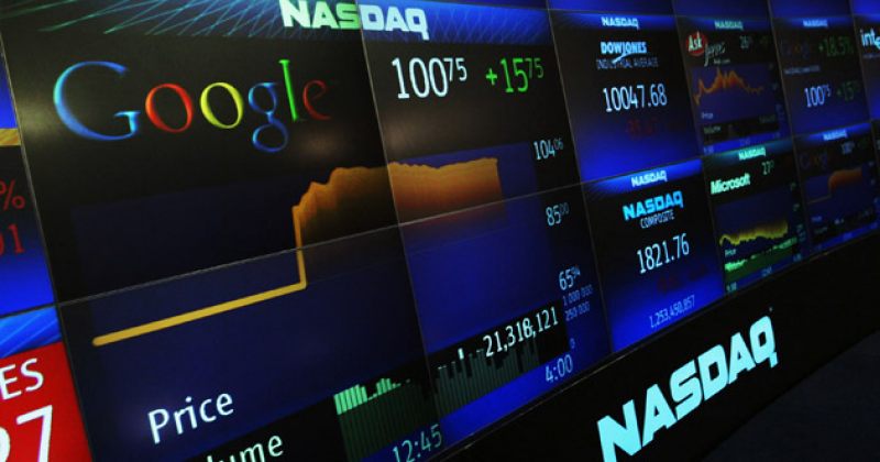 Google საფონდო ბირჟაზე პირველადი შეთავაზების გაკეთებიდან 10 წელს აღნიშნავს