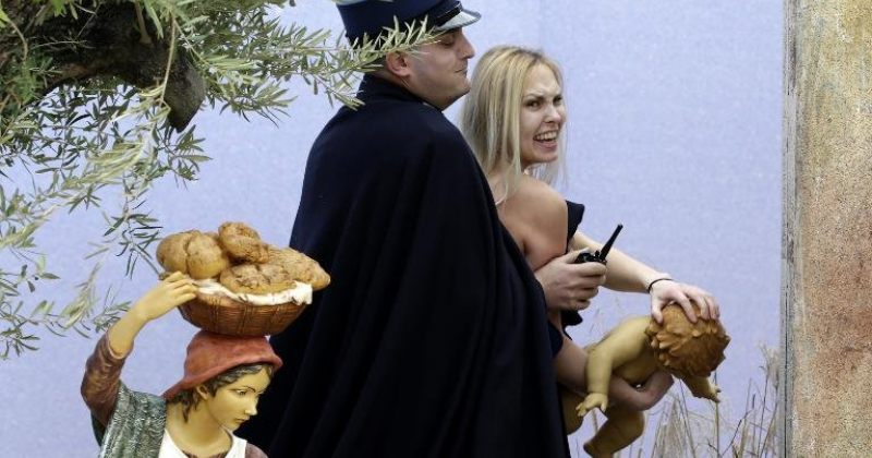 FEMEN-მა მორიგი აქცია ვატიკანში, წმინდა პეტრეს მოედანზე გამართა