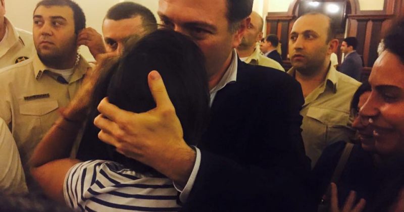 გიგი უგულავა გაათავისუფლეს