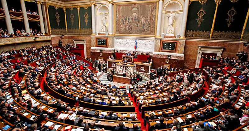 საფრანგეთის მთავრობა საგანგებო მდგომარეობის სამ თვემდე გახანგრძლივებას ითხოვს
