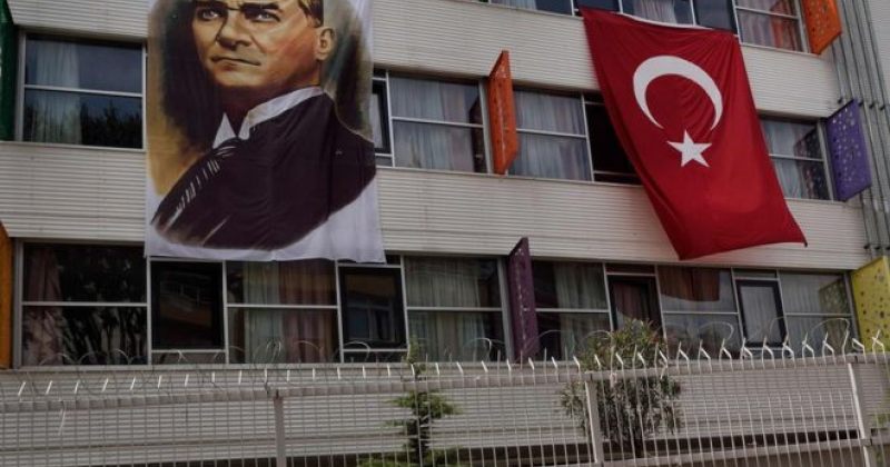 თურქეთის განათლების სისტემის 15 200 თანამშრომელი სამსახურიდან გაათავისუფლეს