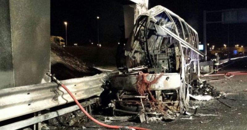 სასკოლო ავტობუსის ავარიის შედეგად, იტალიაში 16 ადამიანი დაიღუპა