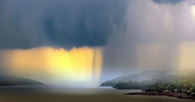 წვიმა ძლიერი ქარიშხლის შემდეგ