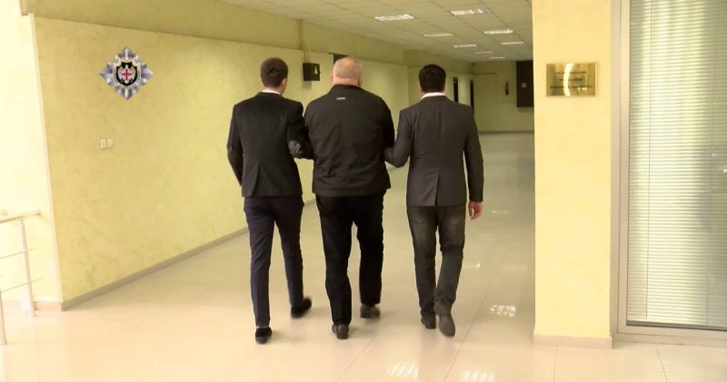 დიდი ოდენობით თაღლითობის მცდელობის ფაქტზე ორი პირი დააკავეს