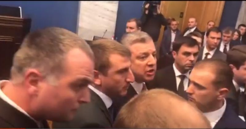 პრემიერმინისტრმა ნიკა მელიას გინების გამო საზოგადოებას ბოდიში მოუხადა