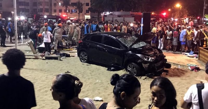 კოპაკაბანას სანაპიროზე მანქანა ხალხში შევარდა, დაიღუპა ერთი, დაშავდა 15 ადამიანი