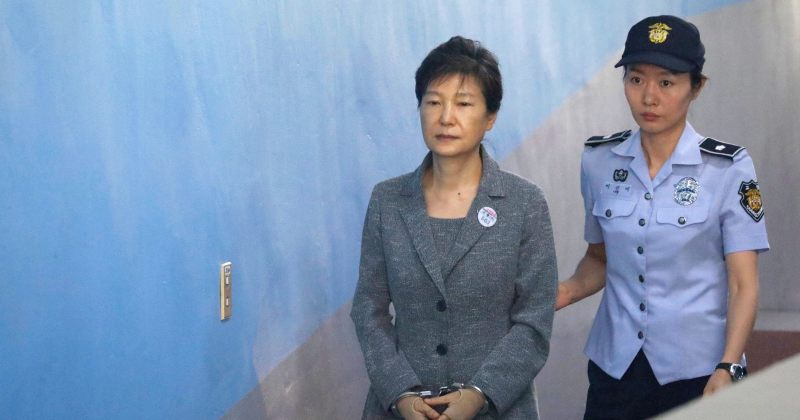 სამხრეთ კორეის სასამართლომ ყოფილი პრეზიდენტი ქრთამის აღებაში დამნაშავედ სცნო