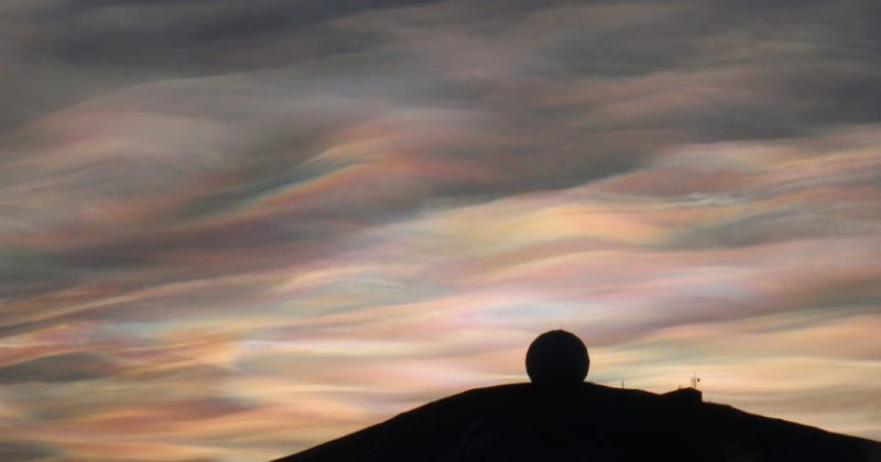 მუნკის "კივილზე" გამოსახული ცა იშვიათი მეტეოროლოგიური მოვლენითაა შთაგონებული