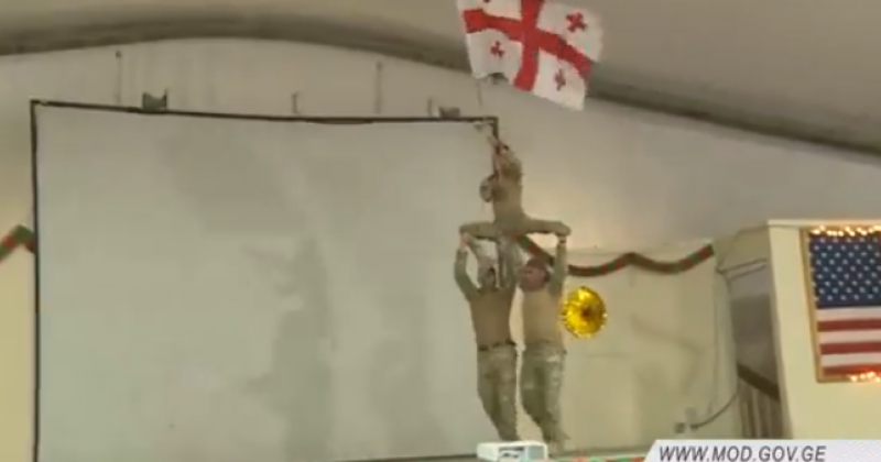 ქართველმა ჯარისკაცებმა ავღანეთში საახალწლო კონცერტი გამართეს [ვიდეო]