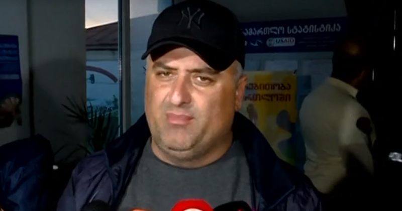 ზუგდიდის რაიონულმა სასამართლომ ენმ-ის წევრი მანუჩარ ჩხეტია გაათავისუფლა