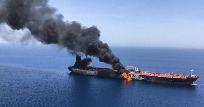 აშშ ომანის ყურეში ნავთობტანკერებზე თავდასხმის პასუხისმგებლობას ირანს აკისრებს