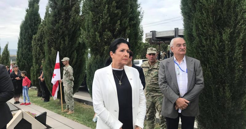 პრეზიდენტი: ჩემი მოვალეობა მომავალზე ფიქრია - რა უნდა გავაკეთოთ, რომ ომი აღარ განმეორდეს