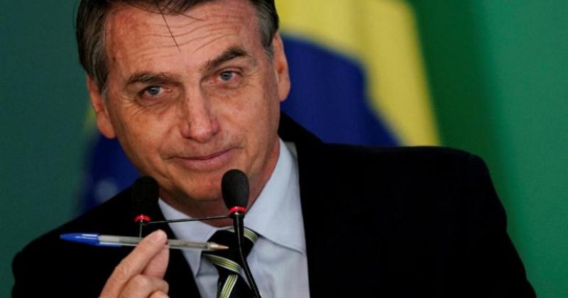 ბრაზილიის პრეზიდენტი ამბობს, რომ მაკრონთან კამათის შემდეგ ფრანგულ კალამს აღარ გამოიყენებს
