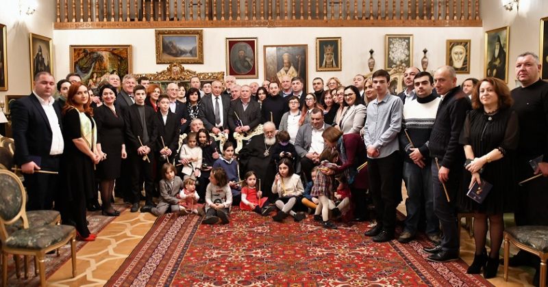 საზოგადოების ძალიან დიდი ნაწილის სიყვარული მოგიტანეთ - ოცნების დეპუტატები ილია II-ს შეხვდნენ