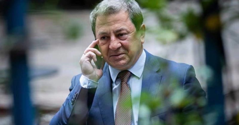 "რამდენიმე დღეში ვბრუნდები. Comeback" - თალაკვაძის ფოტო Facebook-ზე