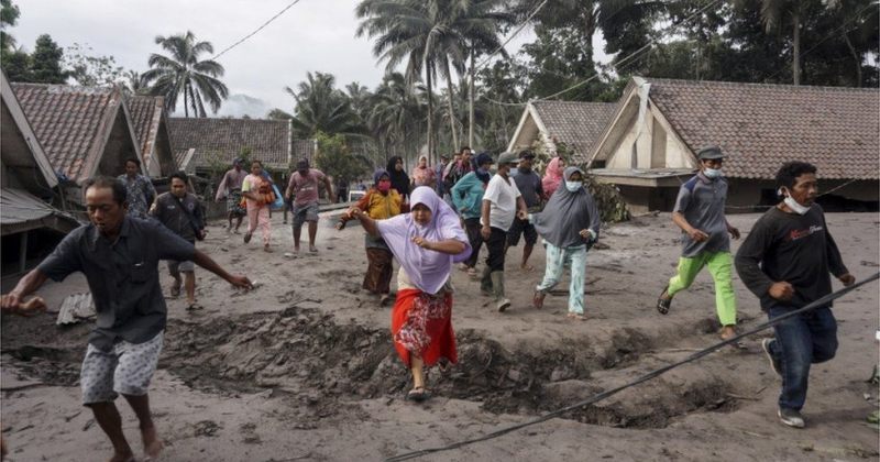 ინდონეზიაში ვულკანის ამოფრქვევას 13 ადამიანის სიცოცხლე ემსხვერპლა [VIDEO]