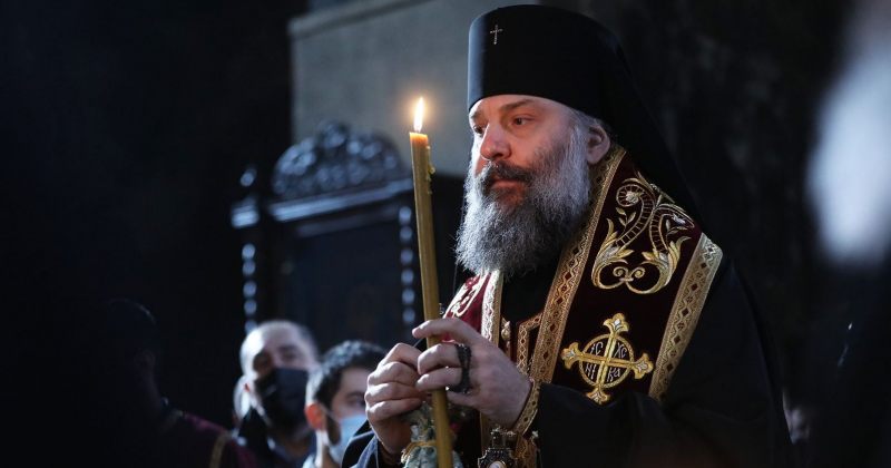 რას ნიშნავს და რას არ ნიშნავს მოსაყდრეობა?