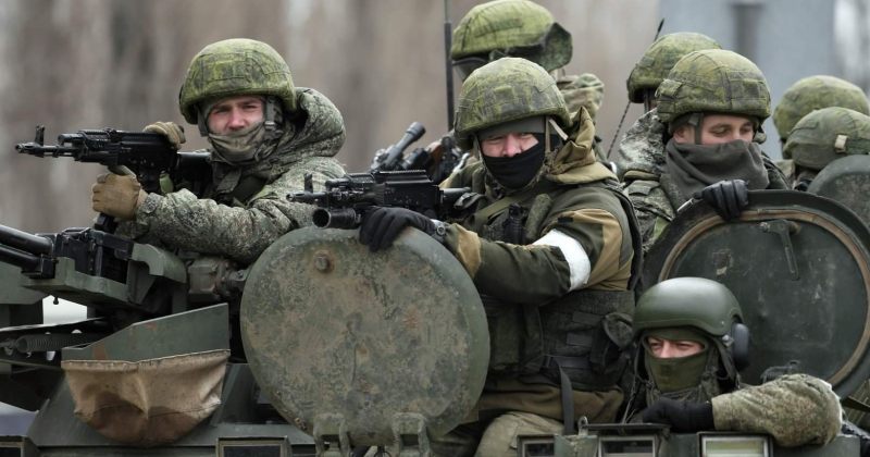 ბრიტანეთის დაზვერვა: რუსეთი დანაკარგების შემდეგ სამხედროების რაოდენობას ზრდის