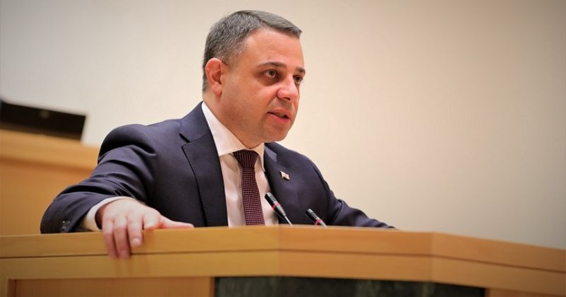 ღუდუშაური: რა ფიგურაა ასეთი ბატონი მუხთარლი, რომ ამდაგვარ სტატუსს ანიჭებს თავს