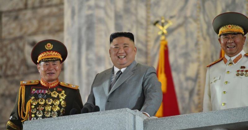 ჩრდილოეთ კორეის ლიდერი რანგით მეორე სამხედრო მაღალჩინოსანს ათავისუფლებს