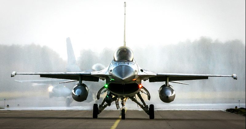რუმინეთში უკრაინელი პილოტების F-16-ებზე მომზადებისთვის სასწავლო ცენტრი გაიხსნა