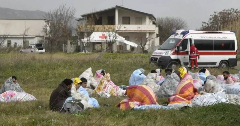 იტალიის მახლობლად სავსე ნავის ჩაძირვას 40-ზე მეტი მიგრანტი ემსხვერპლა