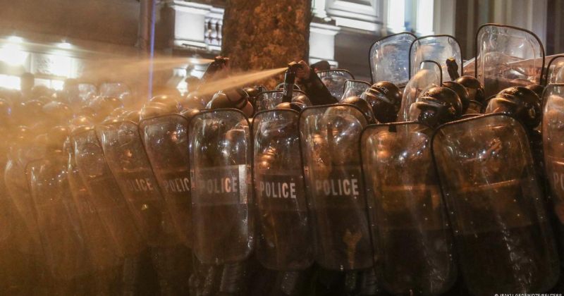 NGO-ები: მშვიდობიანი პროტესტის წინააღმდეგ პოლიციამ უკანონო და არაპროპორციული ძალა გამოიყენა