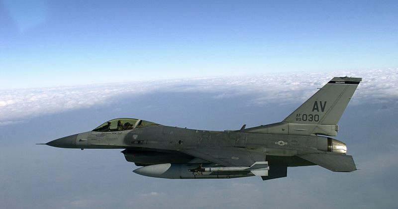 დანია მზად არის უკრაინას F-16-ის ტიპის ავიაგამანადგურებლები გადასცეს
