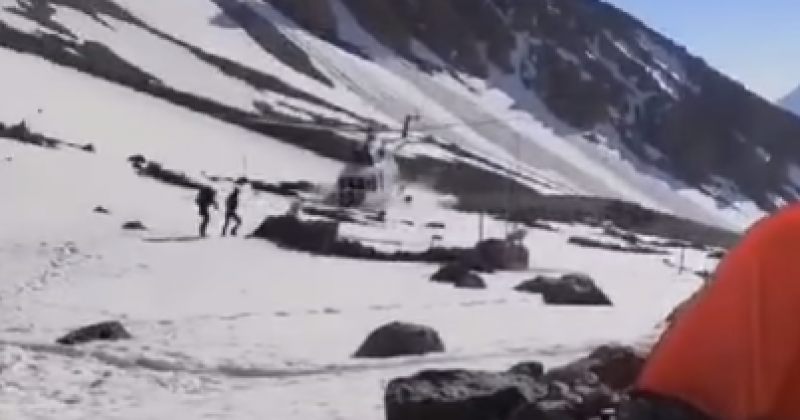 შსს-ს ვერტმფრენის წინა შასი მიწას შეეხო – ავარიული ინციდენტი მყინვარწვერზე (VIDEO)