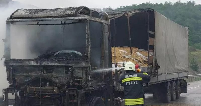 სატვირთოს, რომელსაც უკრაინიდან საქართველოში 20 ტონა ქერი გადაჰქონდა, ცეცხლი გაუჩნდა
