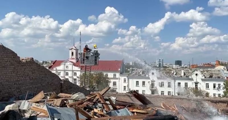 რუსეთის მიერ ქალაქ ჩერნიგოვის დაბომბვის შედეგად 7 ადამიანი დაიღუპა, დაშავდა – 90 