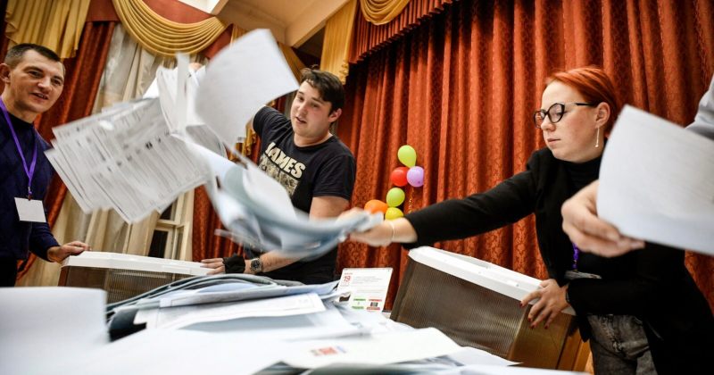 რუსეთმა ანექსირებულ ზაპოროჟიეს და ხერსონის ოლქებში რეგიონული არჩევნები ჩაატარა 