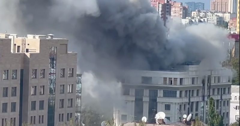 ოკუპირებულ დონეცკში მარიონეტი პუშილინის "ადმინისტრაციის" შენობასთან აფეთქებები მოხდა