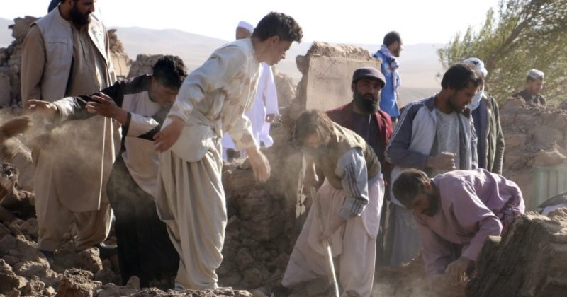 ავღანეთში მიწისძვრის შედეგად დაღუპულთა რიცხვი 2445-მდე გაიზარდა