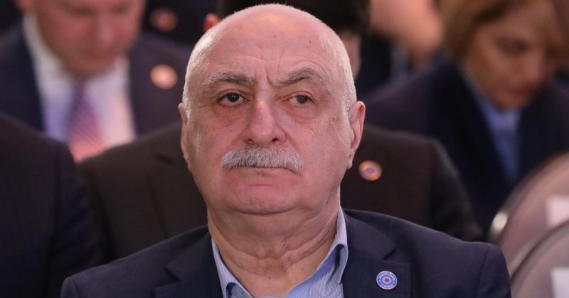 კახაძე: ზელენსკის თავის ხალხთან ძალიან დიდი ბოდიში აქვს მოსახდელი