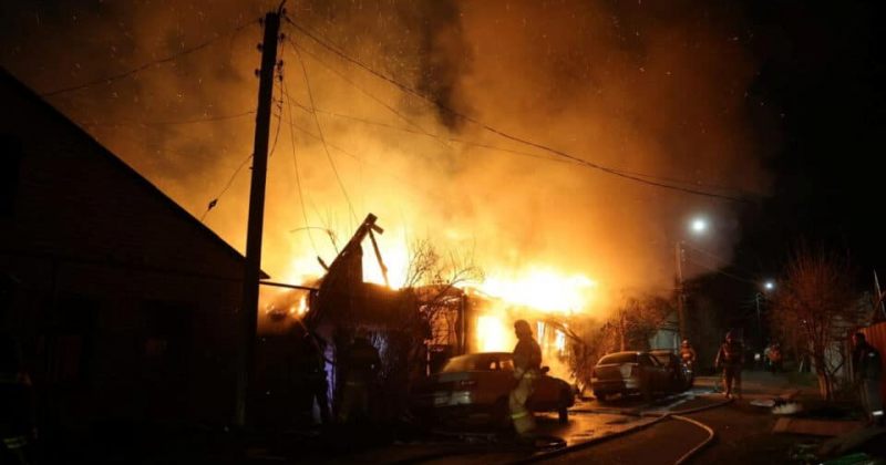 Ukrainska Pravda: უკრაინის იერიშისას მოროზოვსკის სამხედრო ბაზაზე 6 ბომბდამშენი განადგურდა 