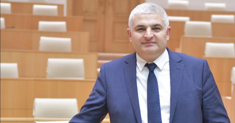 სოსიაშვილი: ხოშტარია ციხეში ძალით იწევდა, რომ ელენე წამებული გამხდარიყო