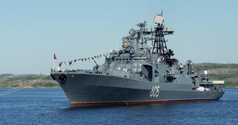 პლეტენჩუკი: ბარენცის ზღვაში რუსული სამხედრო ხომალდი "ადმირალი ლევჩენკო" იწვის