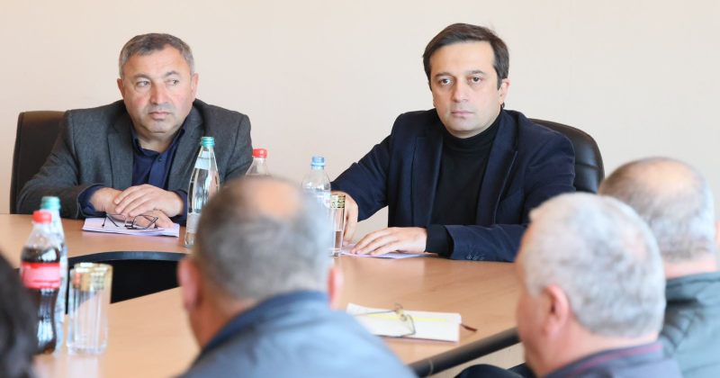 ომბუდსმენი წალკას ეწვია, სადაც ბილინგვური სწავლება და ინფრასტრუქტურული პროექტები განიხილა