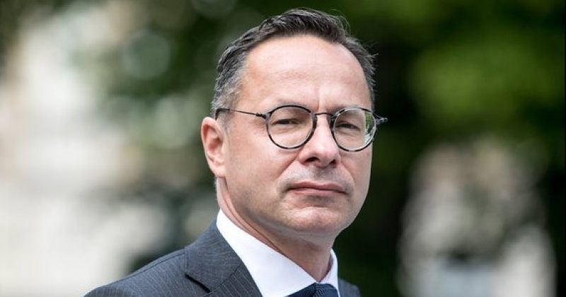 პავილიონისი: ოცნება, როდესაც ამბობს, რომ შეუძლია იყოს EU-ში გაწევრიანების გარანტი, იტყუება