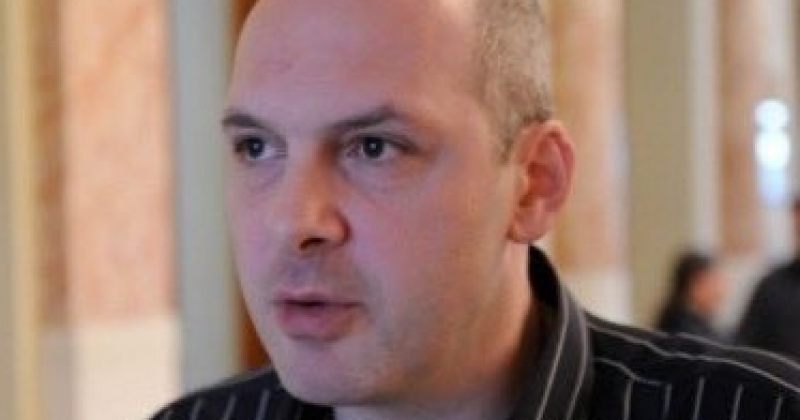 რეზო თაბუკაშვილი მზია ამაღლობელზე: ბოდიშის მოხდას როგორ სთხოვთ მოშიმშილე ქალს? 