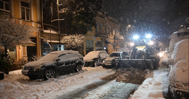 საგანგებო: ბათუმში ჩამოინგრა სახლი, მაშველებმა ნანგრევებში მოყოლილი 2 მოქალაქე გამოიყვანეს