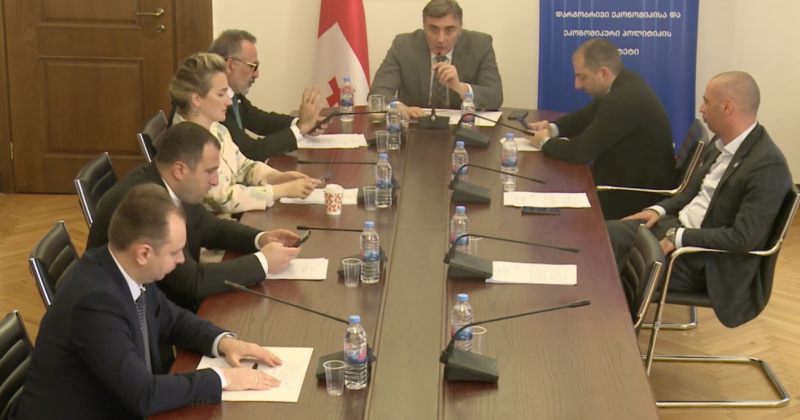 დარგობრივი ეკონომიკის სხდომაზე მედიის კანონს III მოსმენით მხარი დაუჭირეს 