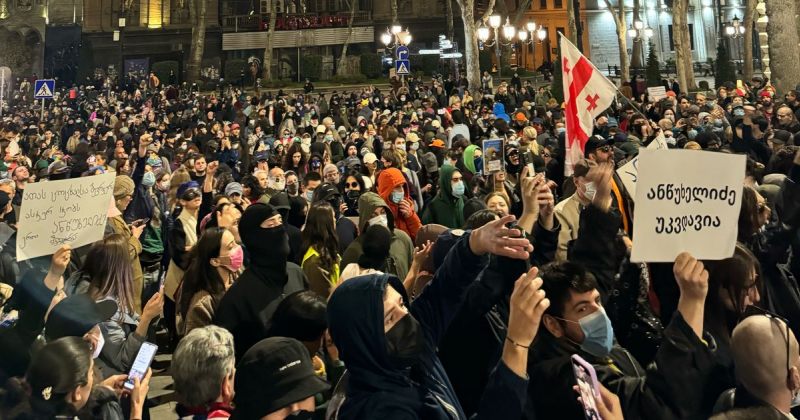 დავაკავეთ რუსეთის მოქალაქე, რომელმაც 28 მარტის აქციაზე ჩვენი ავტომანქანა დააზიანა - შსს