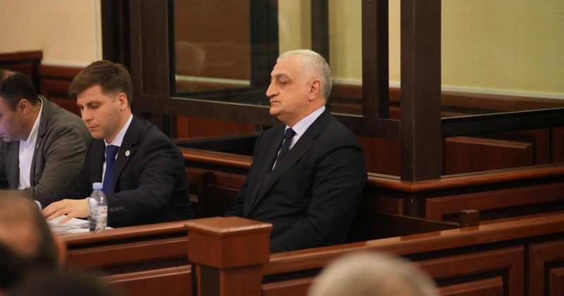 მამუკა ხაზარაძის საქმე არსებითად განსახილვევალად სასამართლოს გადაეცა 