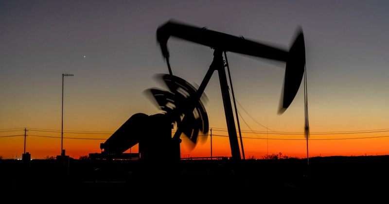 ტრამპის ტარიფებისა და OPEC-ის მიერ წარმოების ზრდის ფონზე, ნედლი ნავთობის ფასები დაეცა